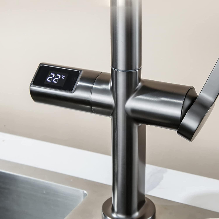 شیر ظرفشویی با قابلیت چرخش ۳۶۰ درجه