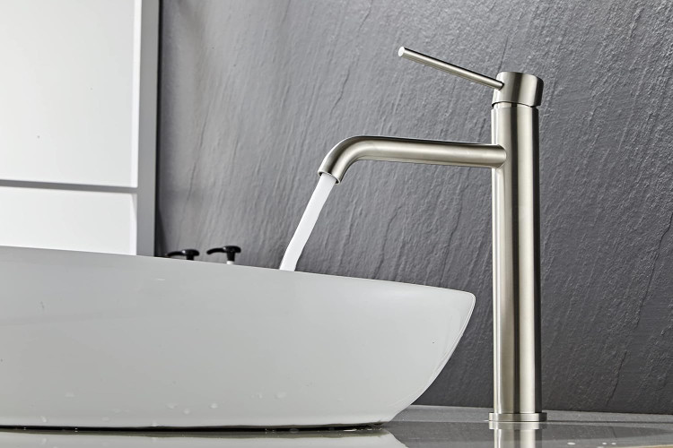 تطبیق شیر با روشویی سنگی مدرن کلاسیک