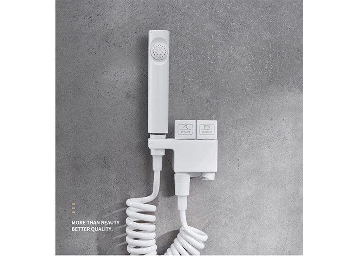 شیر شاتآف با کنترل دقیق جریان آب رنگ سفید