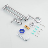 نمای نزدیک شیر پرکن استیل برسخورده