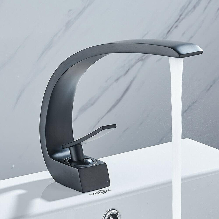 شیر روشویی Hyshin در دکور مینیمال سرویس