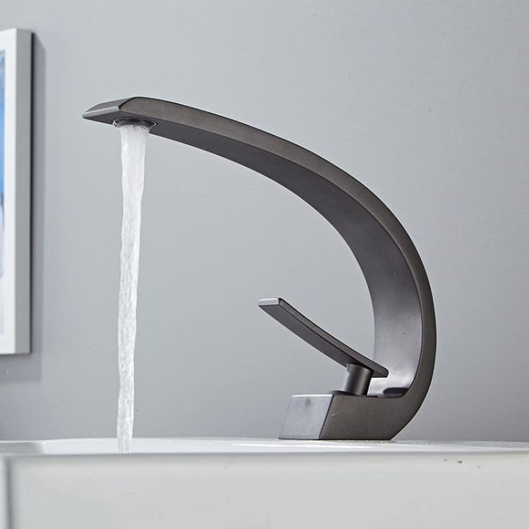 نصب آسان شیر روشویی برنجی Hyshin