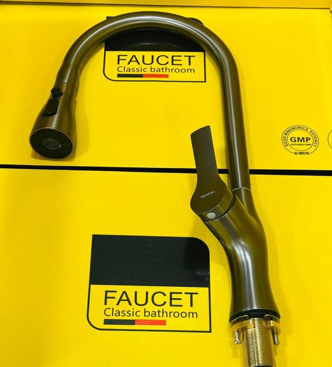 شیر ظرفشویی شاوری Hyshin مدل 468 با شلنگ 60 سانت فنری و سه حالت پاشش