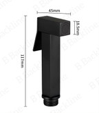 نمای نزدیک نازل پر فشار شاتاف برای شستشوی بهداشتی