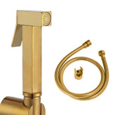 نمای نزدیک نازل پر فشار شاتاف برای شستشوی بهداشتی