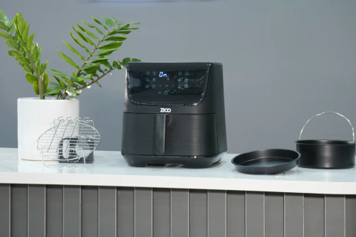 سرخ کن بدون روغن 7 لیتری ZC-9077 با نمای جلوی مشکی مات