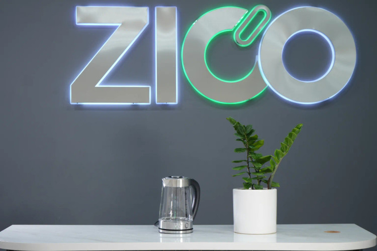 Electric kettle Tack ZC‑4120 keep warm feature